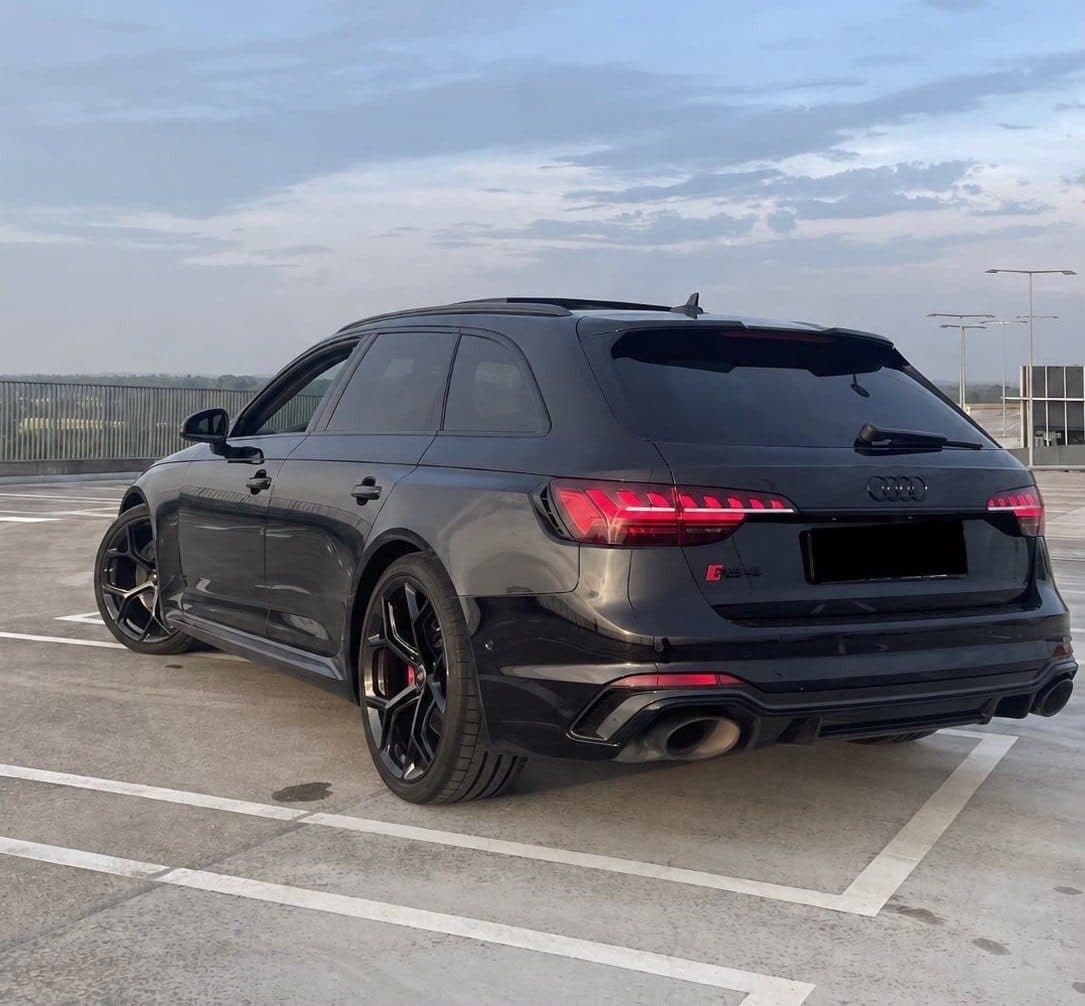 Audi RS4 Performance