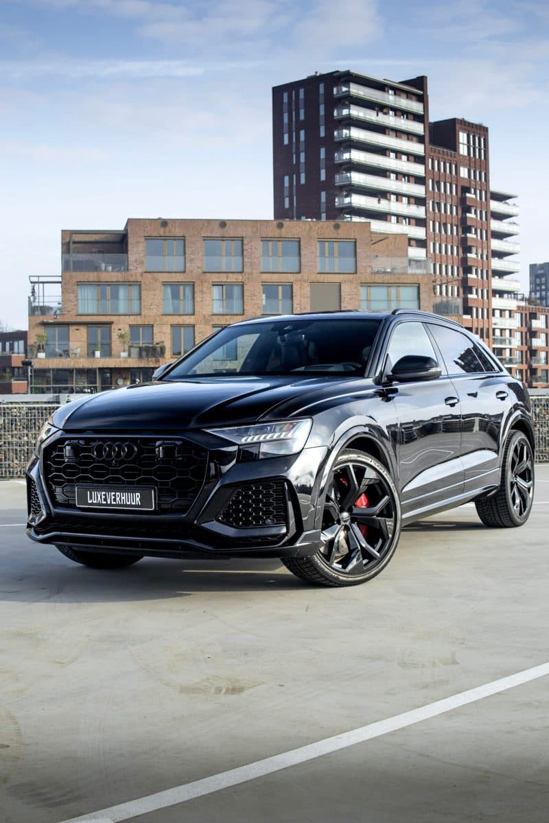 Audi RSQ8