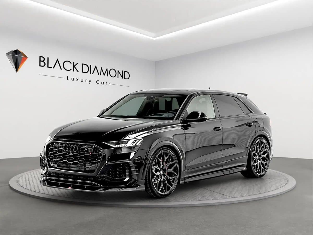 Audi RSQ8