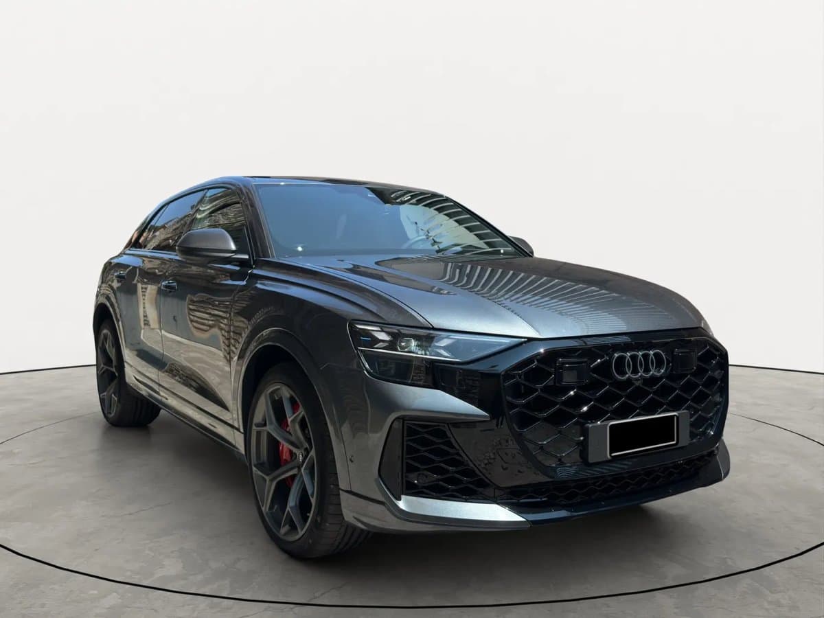 Audi RS Q8 Performance